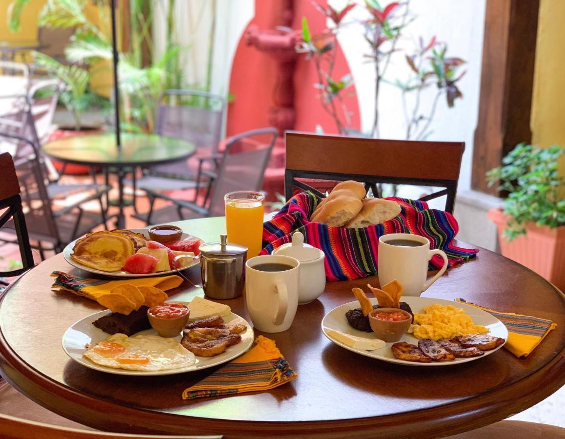 Hotel Posada San Miguel Antigua Exteriér fotografie